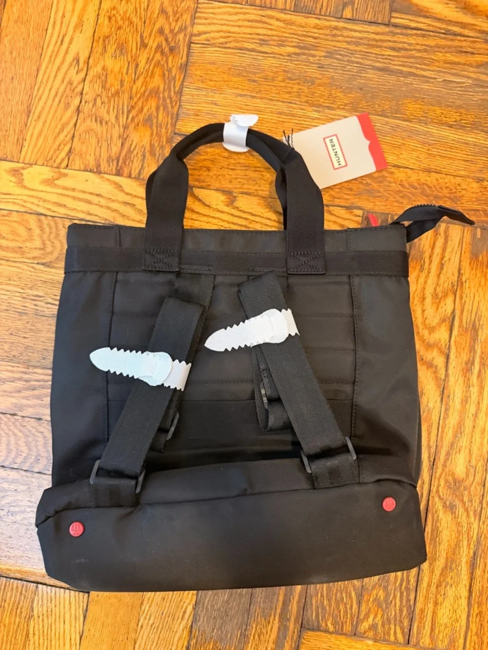 BNWT Hunter Backpack - Picture 2 of 3